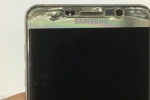 ลูกค้าโวย!! ส่งมือถือเปลี่ยนแบตฯ ที่ศูนย์ Samsung แต่ขากลับหน้าจอยับเยินมาก