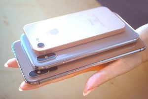 เผยคอนเซ็ปต์ iPhone X Plus หน้าจอ OLED ขนาด 6.5 นิ้ว ดีไซน์กล้องหลัง 3 ตัว!