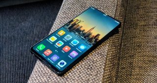 ภาพหลุด vivo NEX จอไร้ขอบไร้รอยบาก! มาพร้อมขุมพลัง Snapdragon 845 แรม 8GB ก่อนเปิดตัวเร็วๆ นี้