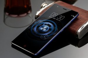 หลุดเครื่องจริง Nubia Z18 โชว์หน้าจอ Full Screen ไร้รอยบาก ขอบจอบางเฉียบ!