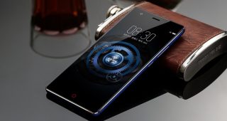 หลุดเครื่องจริง Nubia Z18 โชว์หน้าจอ Full Screen ไร้รอยบาก ขอบจอบางเฉียบ!