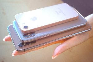 ซัพพลายเออร์เผย!! iPhone รุ่นใหม่ในปี 2019 อาจมาพร้อมกล้องหลัง 3 ตัว