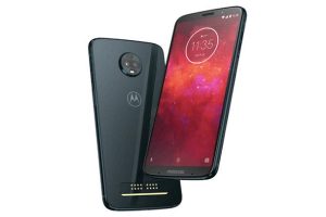 หลุดตัวเครื่อง Motorola รุ่นปริศนา! กล้องหลังเลนส์คู่ บอดี้กระจก ก่อนเปิดตัว 2 สิงหาคมนี้