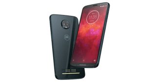 หลุดตัวเครื่อง Motorola รุ่นปริศนา! กล้องหลังเลนส์คู่ บอดี้กระจก ก่อนเปิดตัว 2 สิงหาคมนี้