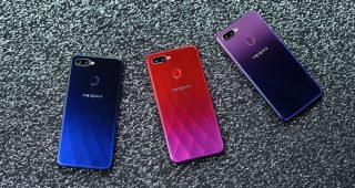 OPPO เปิดตัว OPPO F9 สเปคจัดเต็ม ดีไซน์ปฏิวัติวงการ ในราคา 10,990 บาท ชูจุดเด่น VOOC Flash Charge ชาร์จ 5 นาที คุยได้ถึง 2 ชม. 6GB RAM กล้องเซลฟี่ 25 ล้านพิกเซล พร้อมเซ็นเซอร์ HDR หน้าจอรอยบากทรงหยดน้ำ และฝาหลังพ่นสีไล่เฉด