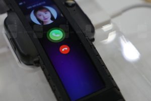 Nubia Alpha ดีไซน์มือถือจากยุคอนาคต! มาพร้อมจอ OLED โค้งงอได้ สวมใส่เป็นสมาร์ทวอช ลุ้นเผยโฉมช่วงปลายปีนี้