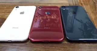 หลุดตัวเครื่อง iPhone ปี 2018 รุ่นจอ LCD ขนาด 6.1 นิ้ว บอดี้ 4 เฉดสี โชว์ถาดรองรับ 2 ซิมการ์ด