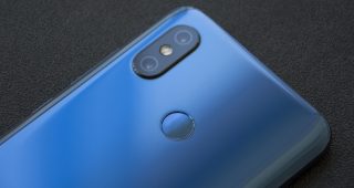 ชี้เป้า! Xiaomi Mi 8 ราคาพิเศษเพียง 5,990 บาท* รับฟรี! ประกันจอแตก และของแถมมากมาย พร้อมผ่อน 0% นาน 10 เดือน