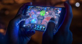 เปิดตัว Razer Phone 2 หน้าจอ QHD 120Hz ขุมพลัง Snapdragon 845 แรม 8GB แบตอึด 4000 mAh