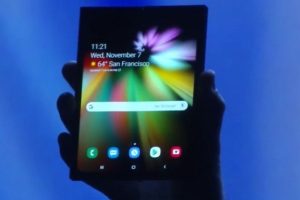 Samsung โชว์เทคโนโลยีหน้าจอพับได้ Infinity Flex Display มาพร้อม One UI เตรียมผลิตในอีกไม่กี่เดือนข้างหน้านี้!