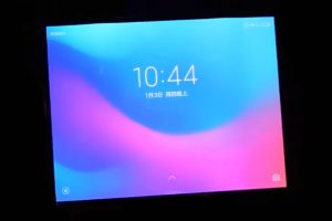 เผยคลิปหลุดอุปกรณ์ปริศนาจาก Xiaomi ขนาดหน้าจอเท่าแท็บเล็ตมาพร้อมดีไซน์พับงอได้