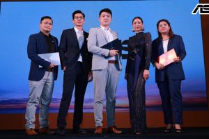 ASUS เปิดตัวโน้ตบุ๊กรุ่นล่าสุด ‘ASUS ZenBook 13/14/15’ ชูสุดยอดดีไซน์สวยล้ำ บนตัวเครื่องขนาดเล็กที่สุด มาพร้อมขอบจอบางทั้ง 4 ด้าน ยกระดับประสบการณ์การใช้งานที่เหนือกว่าเคย