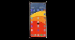 เผยภาพหลุด Samsung Galaxy S10 เรือธงรุ่นใหม่ มาพร้อมจอเจาะรูดีไซน์ Infinity-o