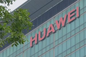 งานเข้า!! Huawei สั่งลงโทษพนักงาน กรณีโพสต์ twitter