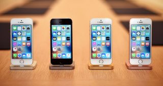 iPhone SE ถูกวางขายอีกครั้งในสหรัฐฯ พร้อมปรับราคาถูกลง เริ่มต้นเพียง 7,900 บาทเท่านั้น!