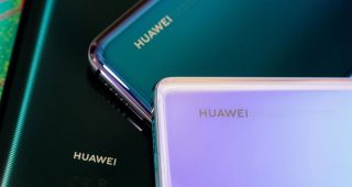 บัญชีดำเล่นงาน Huawei ยอดผู้สนใจในยุโรปตกฮวบ!! หลังลูกค้าเกิดความกังวลต่อแอปฯ และระบบปฏิบัติการ Android