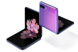 Samsung Galaxy Z Flip 2021 สมาร์ทโฟนพับได้ จอใหญ่ 6.7 นิ้ว ขุมพลัง Snapdragon 855+ ความจุ 256GB รัน Android 10